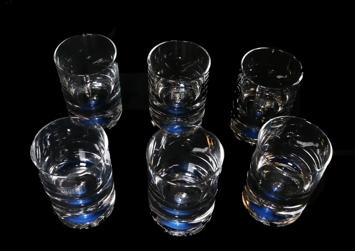 Alcohol glasses with blue color on bottom 6pcs.