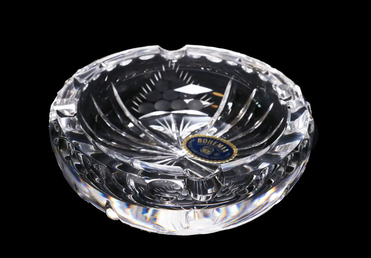 Ashtray Large Heavy Round Crystal / Posaoenere