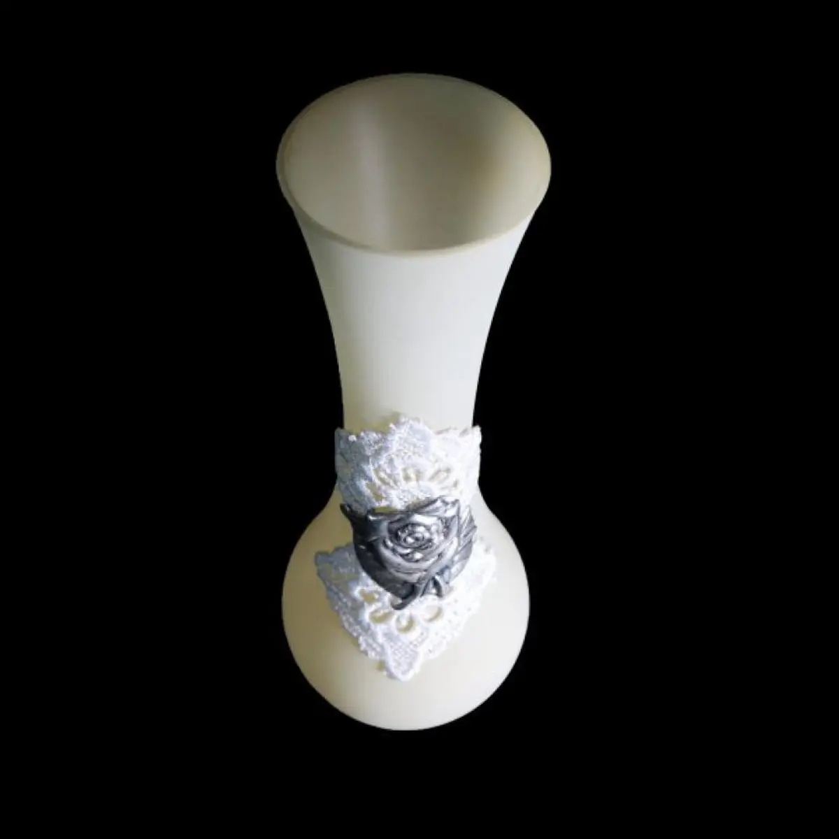 Cream Vase With Silver Rose
