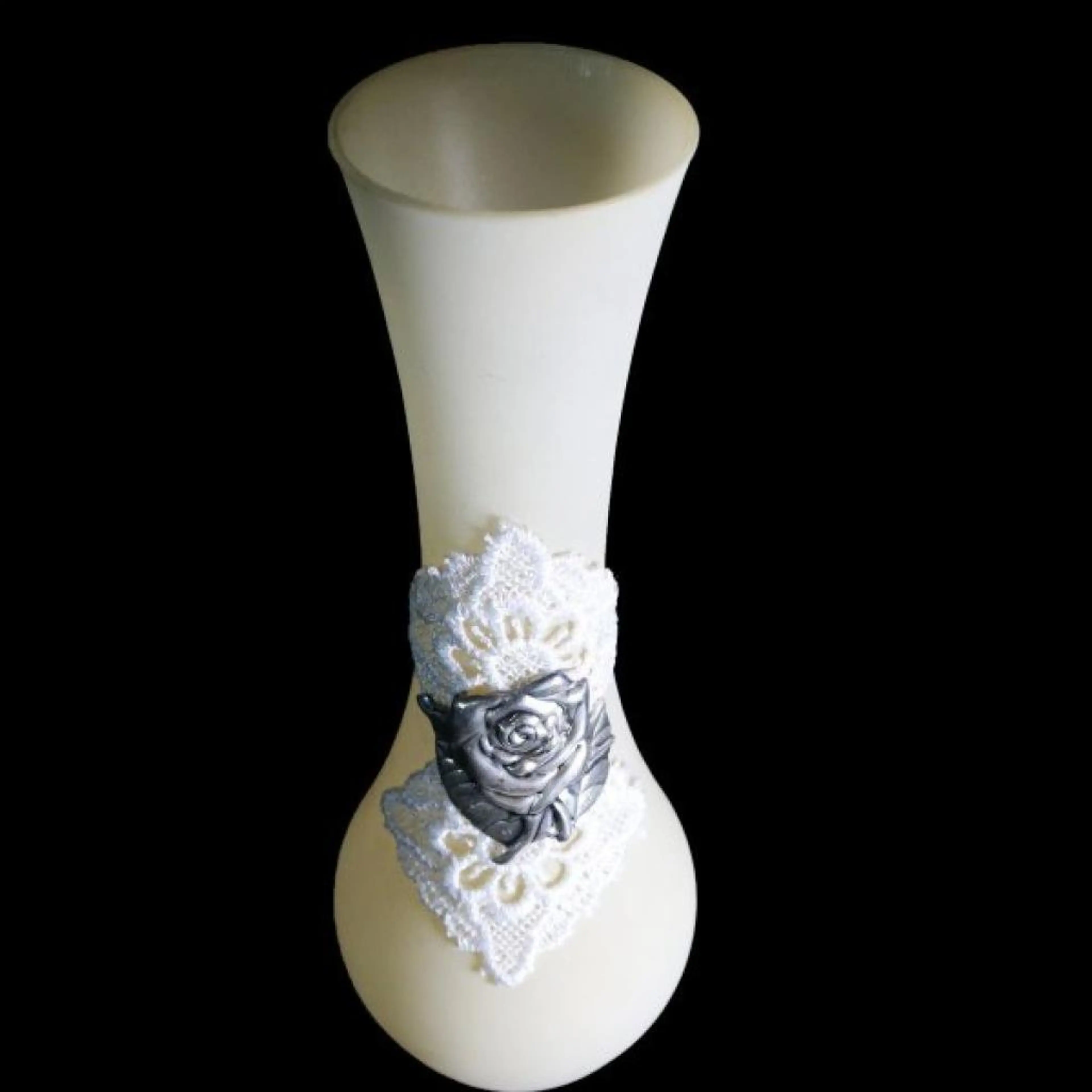 Cream Vase With Silver Rose