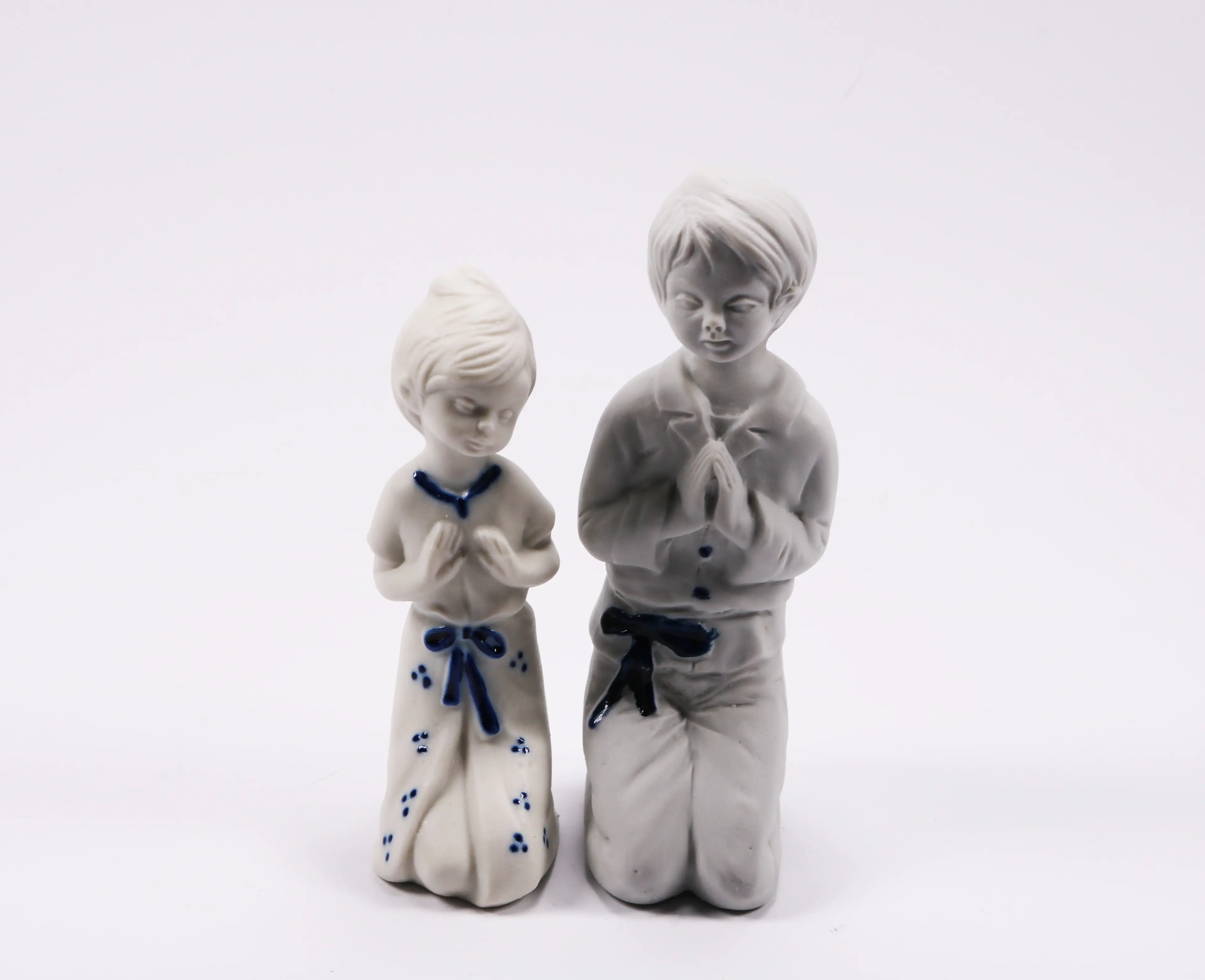 Figurine 2Pcs Pray Set