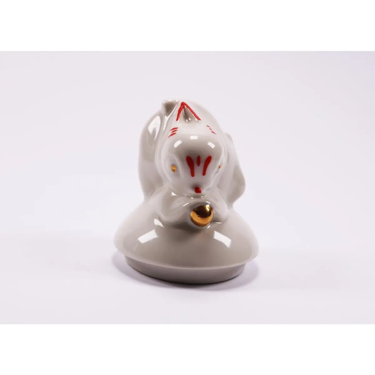 Figurine