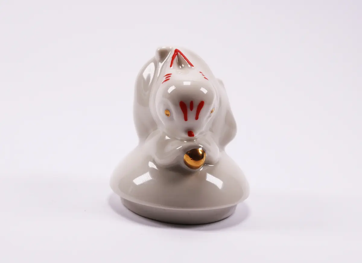 Figurine