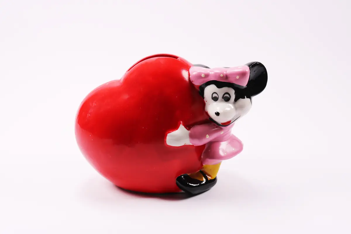 Figurine Bank