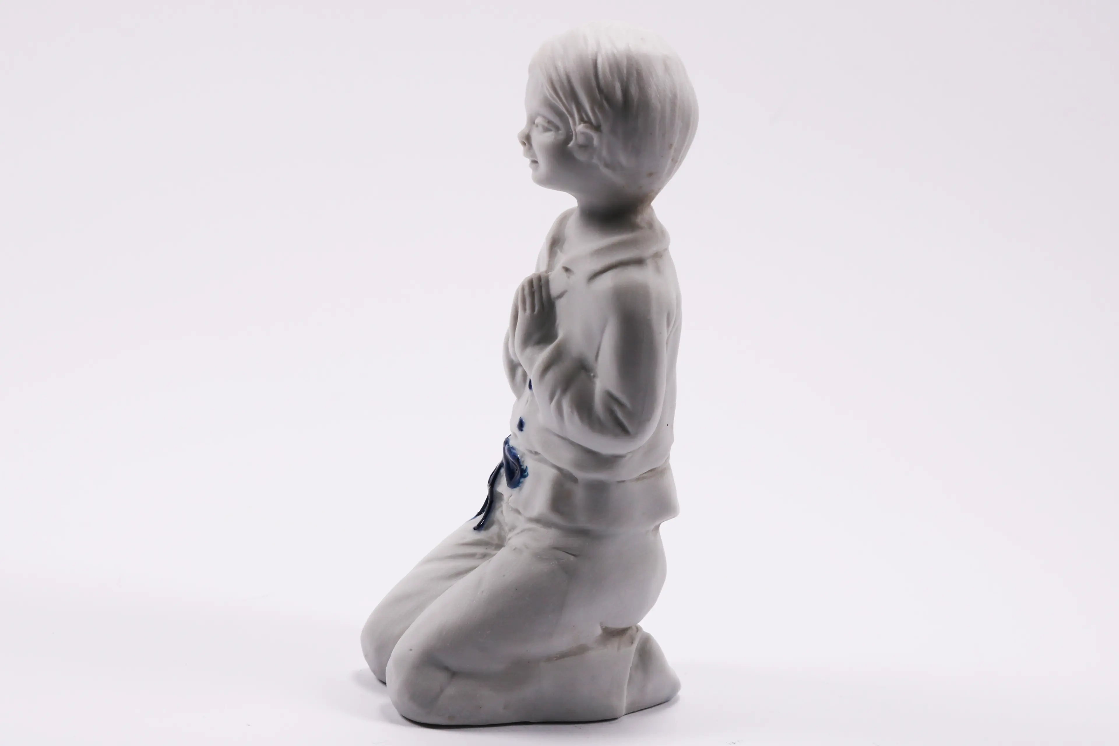 Figurine Boy Pray