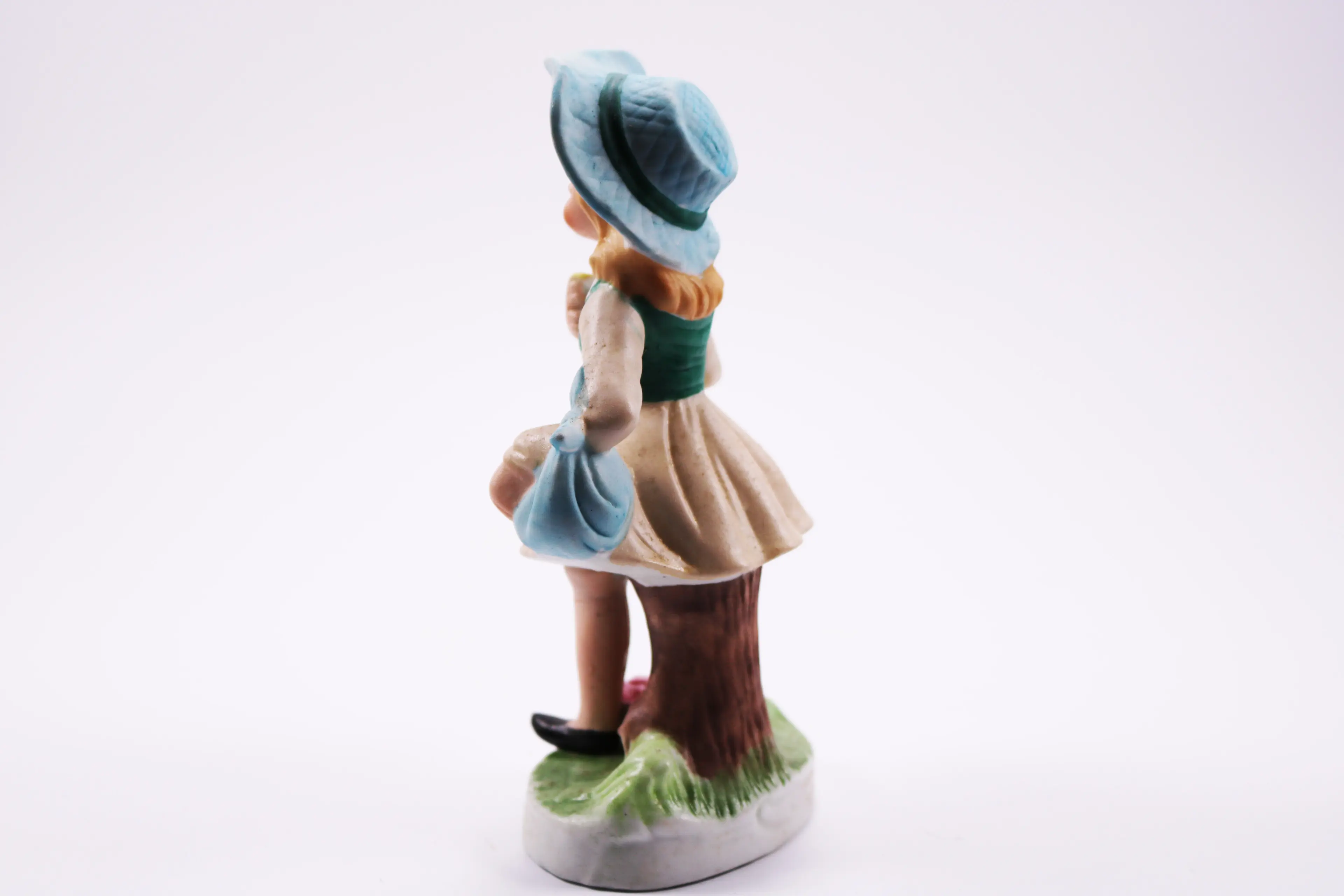 Figurine Girl Blue Hat