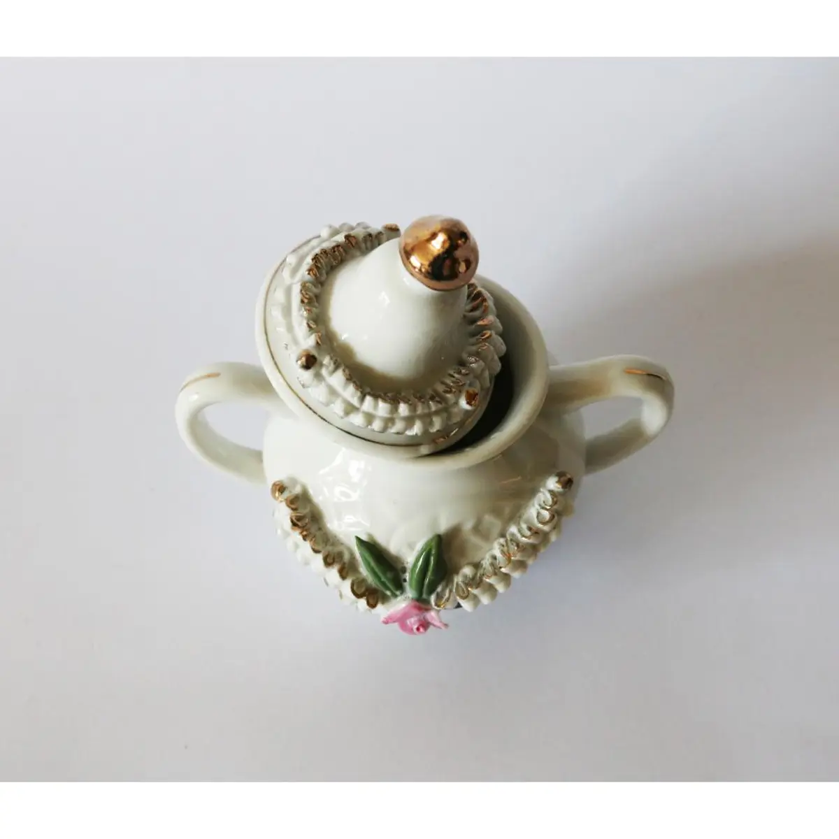 Figurine Jar