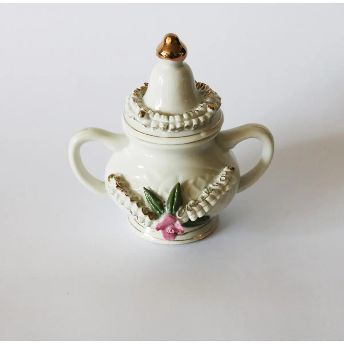 Figurine Jar