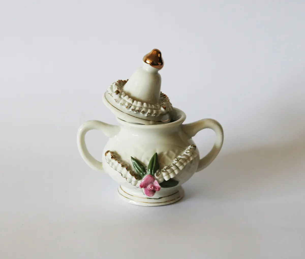 Figurine Jar