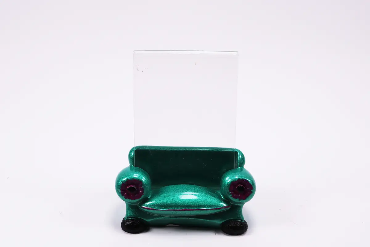 Figurine Photo Holder