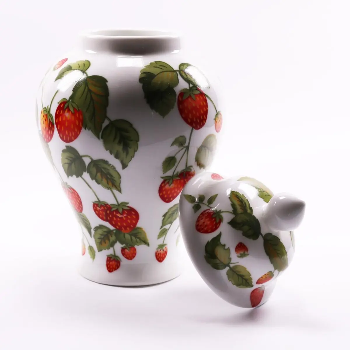Jar With Lid Strawberries