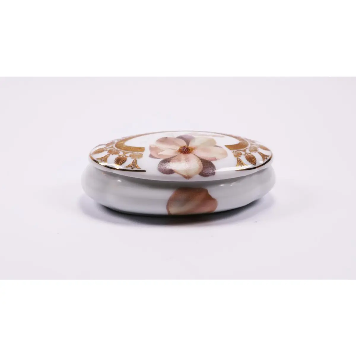 Porcelain Artistique Limoges Trinket Box
