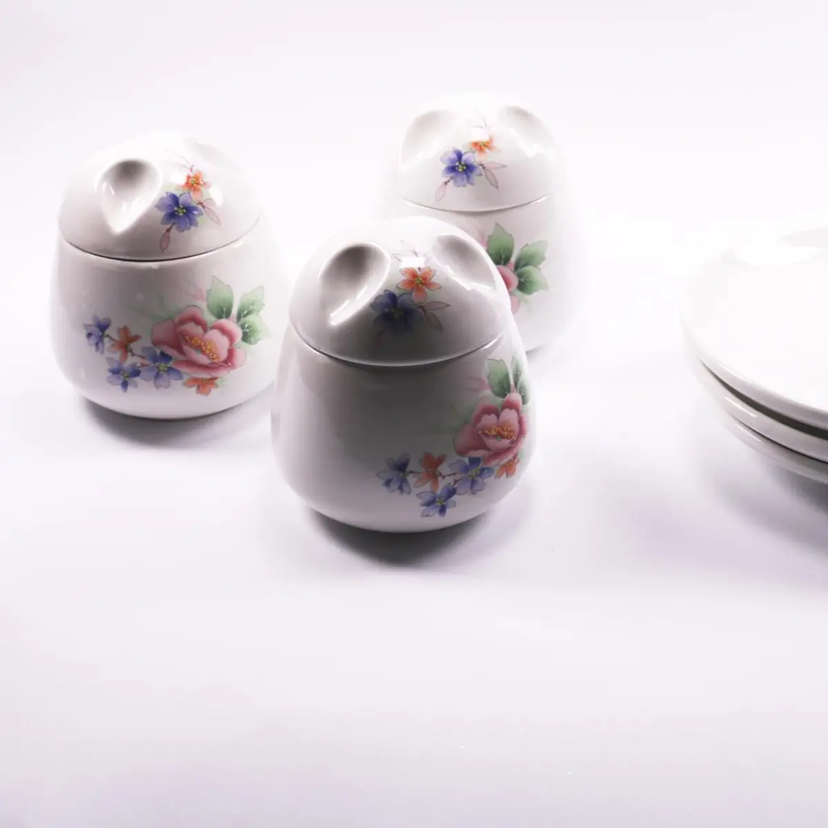 Set Of Plates And Jars