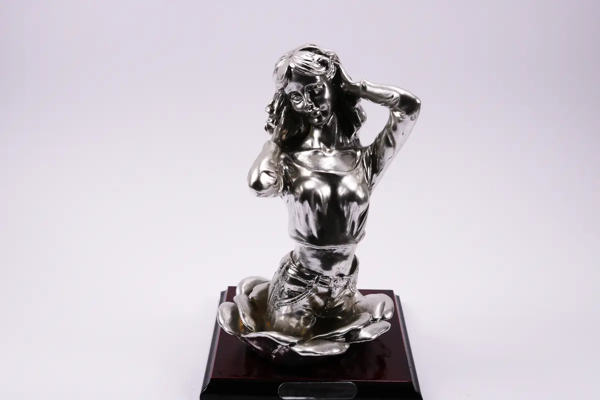 Statuette Women Silver Valentino