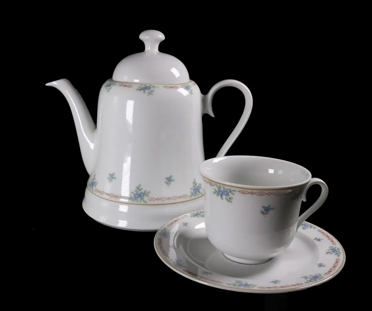 Tea/Coffee set Porcelain 12pcs.