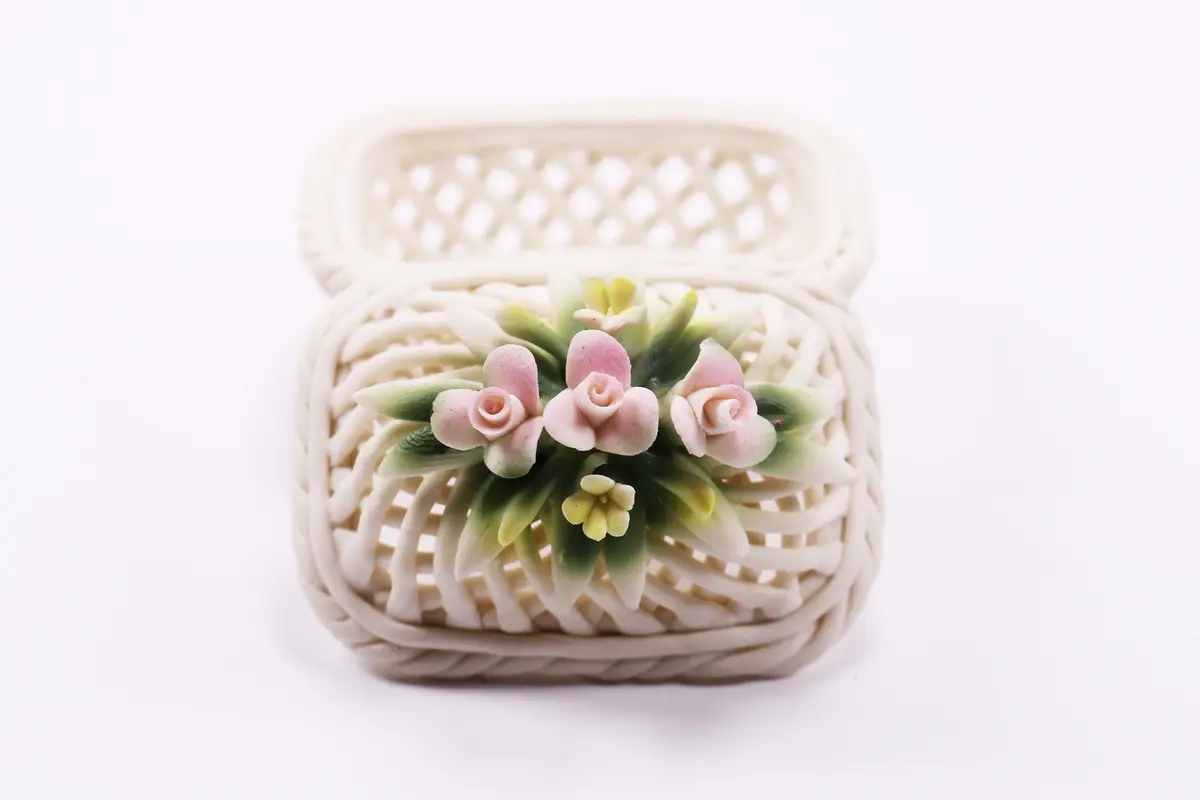 Vintage Capodimonte Style Italian Open Lattice Lidded Dish, Bowl, Pink Roses