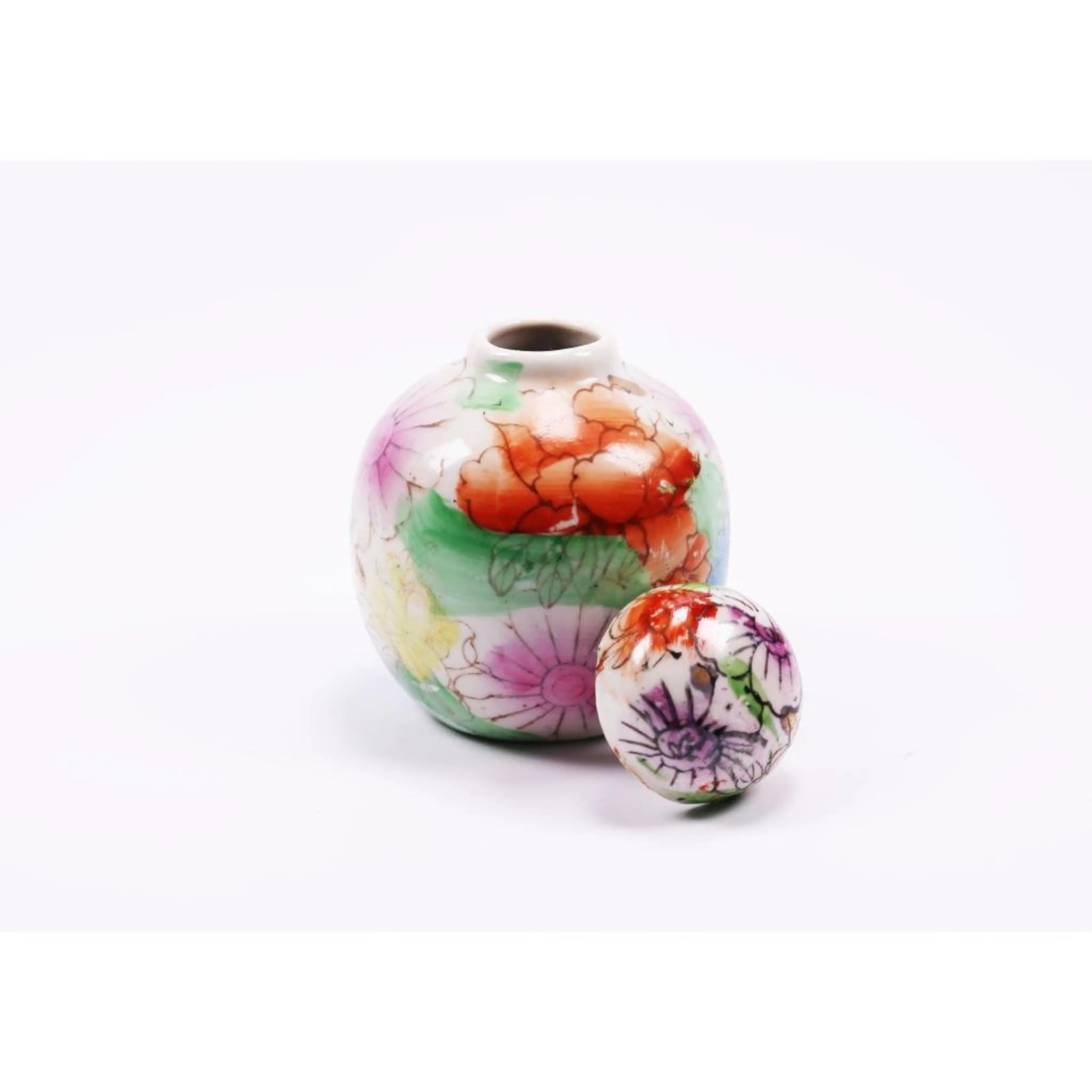Vintage Chinese Porcelain Hand-Painted Ginger Jar With Floral Decoration