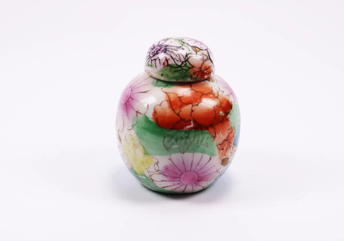 Vintage Chinese Porcelain Hand-Painted Ginger Jar With Floral Decoration