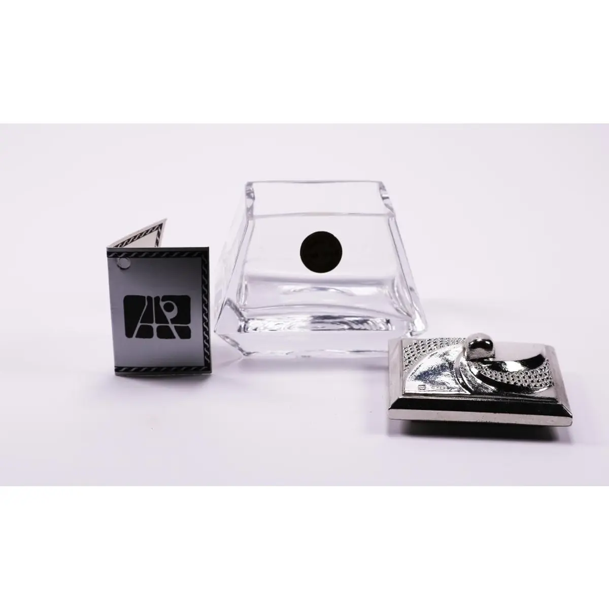 Vintage Crystal Lidded Box | Vintage Crystal Jewellery Box