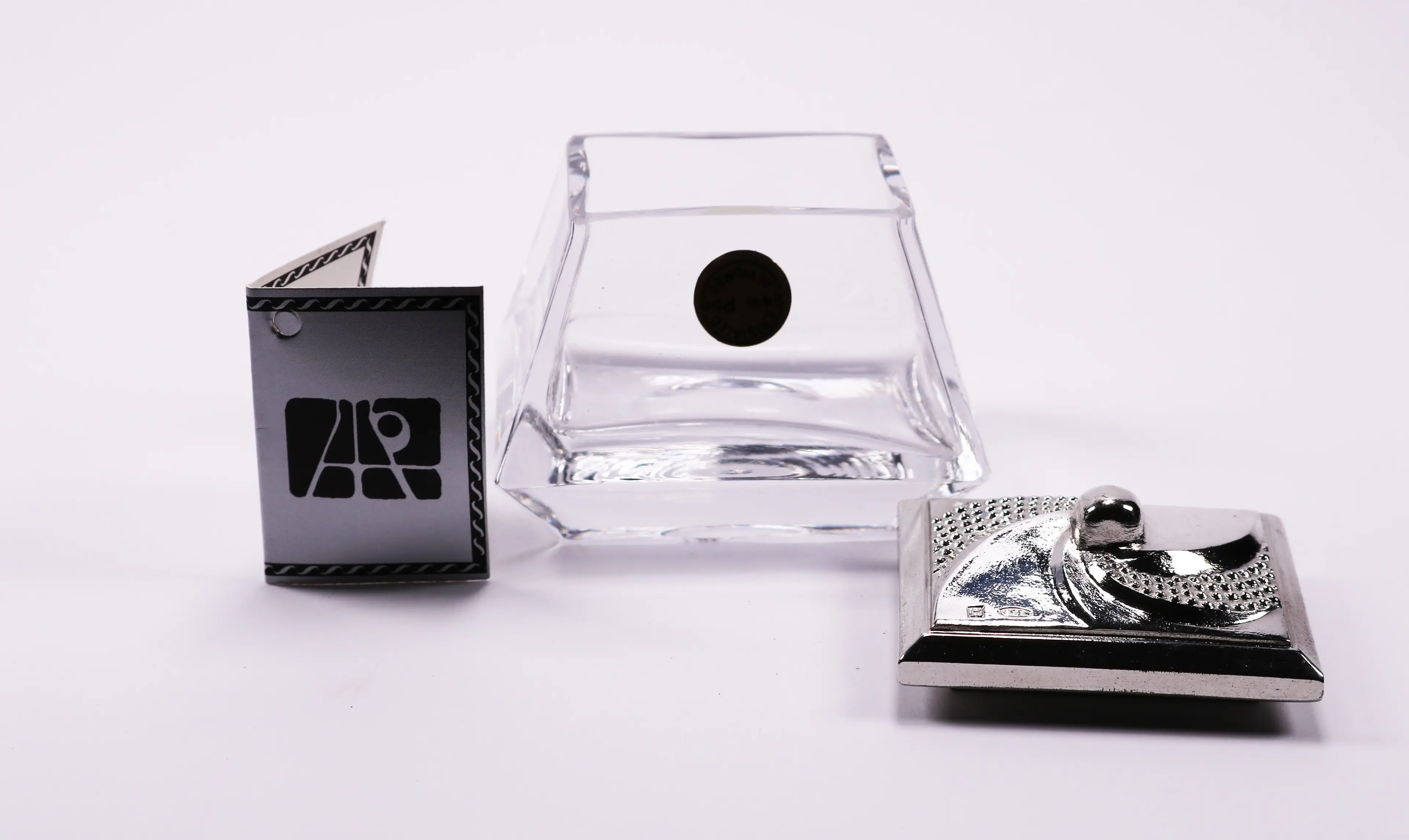 Vintage Crystal Lidded Box | Vintage Crystal Jewellery Box